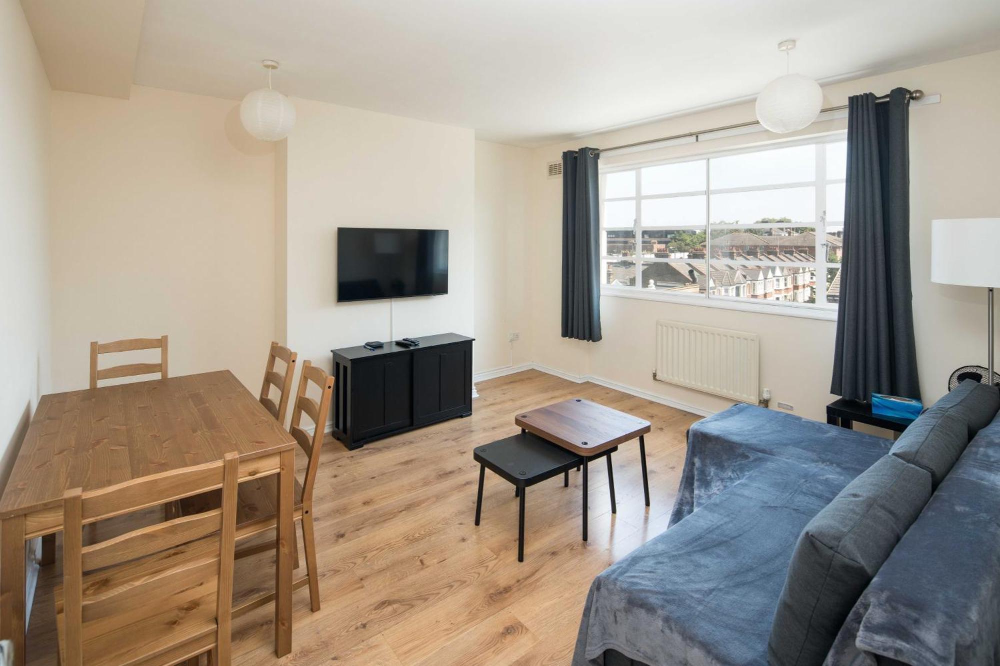 2Bd London Flat - City Buzz & Parkside Serenity Appartement Buitenkant foto